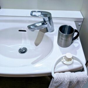 洗面所蛇口の水漏れ原因と修理・交換のポイント解説