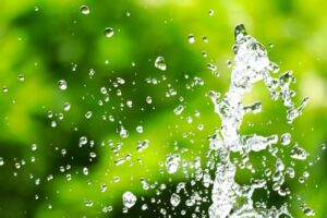 ウォーターハンマー現象とは？音や衝撃の原因と防止法