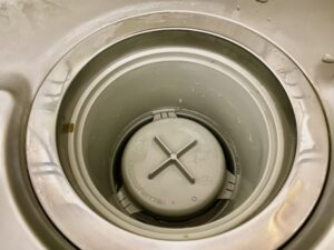 キッチン・お風呂の排水溝が臭い！原因と簡単な対策を徹底解説