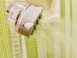 水道の水圧が急に弱い時の原因と自分でできる対策