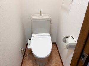 トイレタンクのオーバーフロー管が折れた！原因と最速応急処置