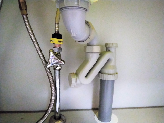 【徹底解説】排水トラップの水がなくなる原因と防止策